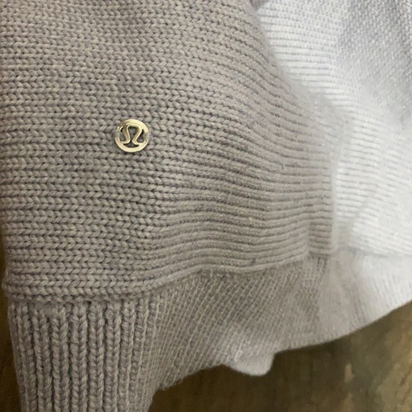 Lululemon Wrap it up Sweater - Picture 13 of 13